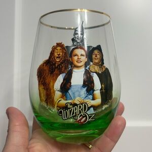 The Wizard of Oz Wine Tumbler New Emerald Bottom Gold Rim
